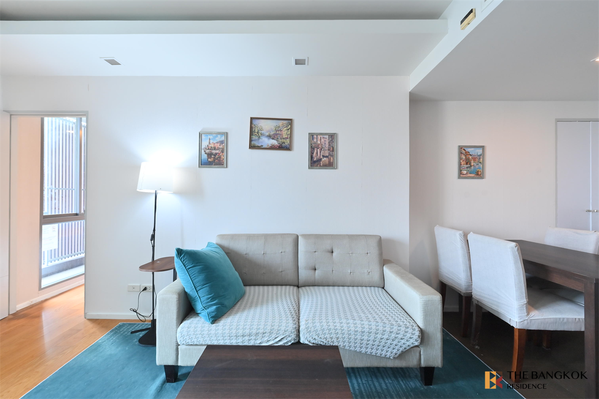 picture Focus Ploenchit Ultimate Luxury Condo in Business District near BTS Nana - 1/10