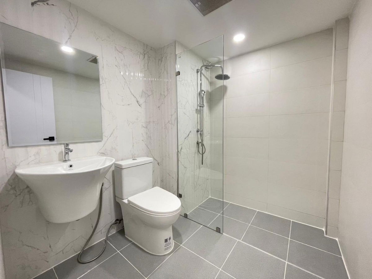 picture [For sale] Townhome, newly decorated, ready to move in! ✨ Good location, near BTS Samakkhi Station - 67/72