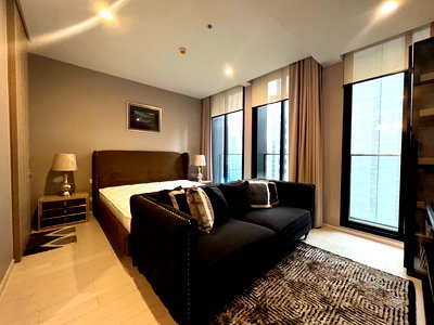 Condos for sale : ● Modern style ● Tower C, 10+ Floor, Type A11 | 1 Bedroom, 44.89 sq.m. | Condo skywalk connect to BTS ploenchit and Central Embassy.