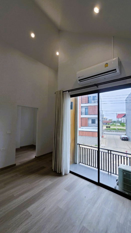 รูป ใหม่เอี่ยม! หลังมุมหน้าโครงการ บ้านทรงนอร์ดิก ไม่เคยเข้าอยู่ ขาย ทาวน์โฮม หมู่บ้าน  Assawin Village อินจัน (อัศวินวิลเลจ) สมุทรสงคราม - รูปที่ 8/23
