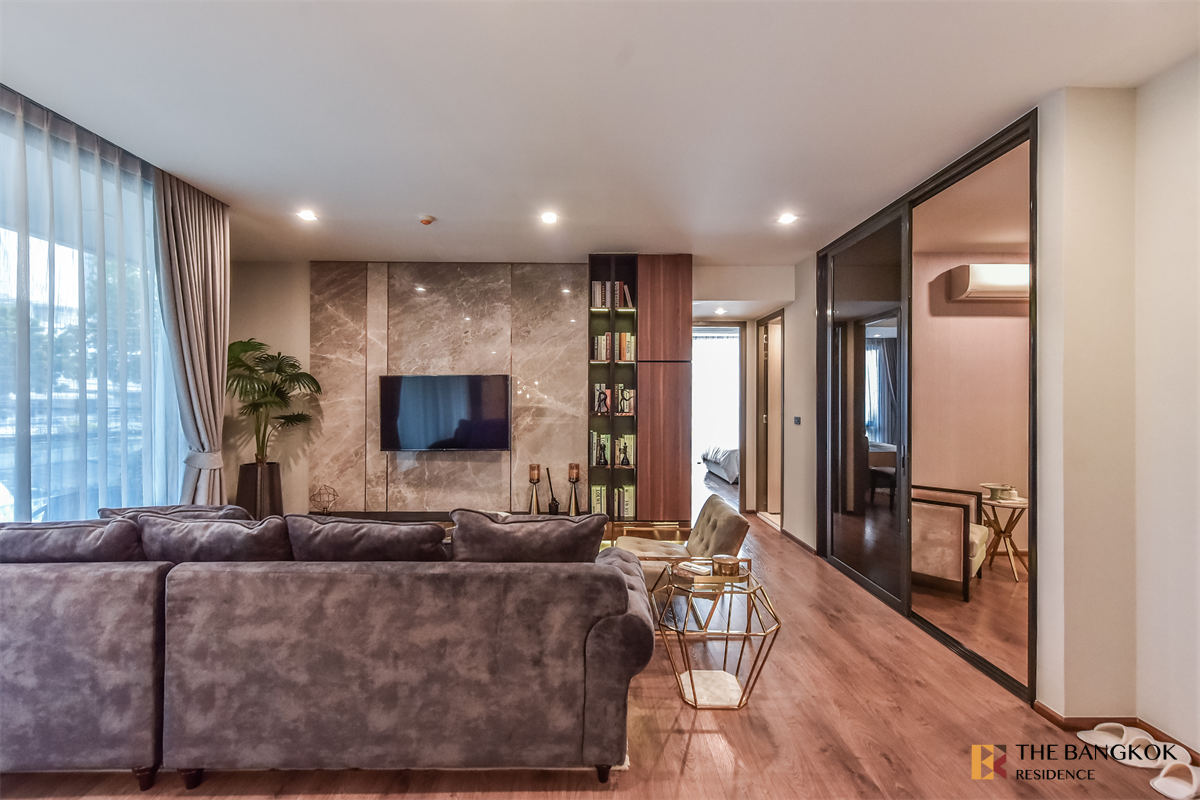 picture Nares Private Residences Ultimate Luxury Lifestyle with Convenience near MRT Sam Yan Station - 1/10