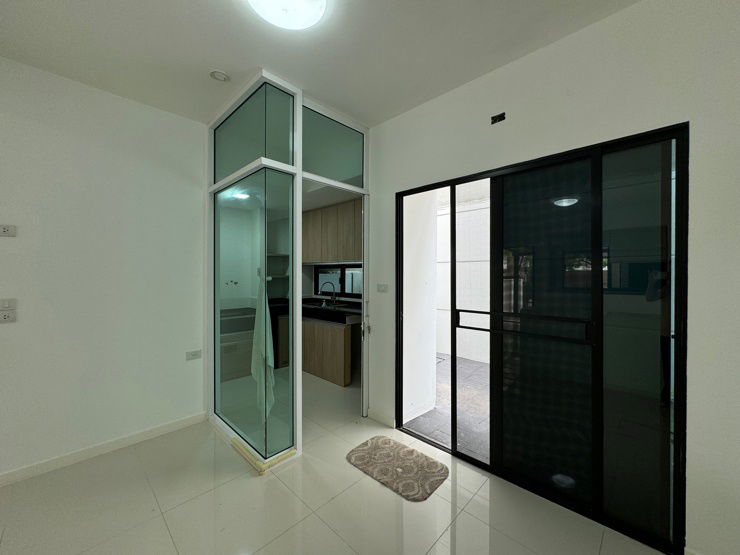 รูป 🏡🏚️Vายบ้านสวยใน ซ.พุทธบูชา36 ถ.พุทธบูชา🏘️🏡 3 ชั้น เนื้อที่ 19.4 ตรว. พทส. 132 ตรม.  3 นอน 3 น้ำ  - รูปที่ 2/10