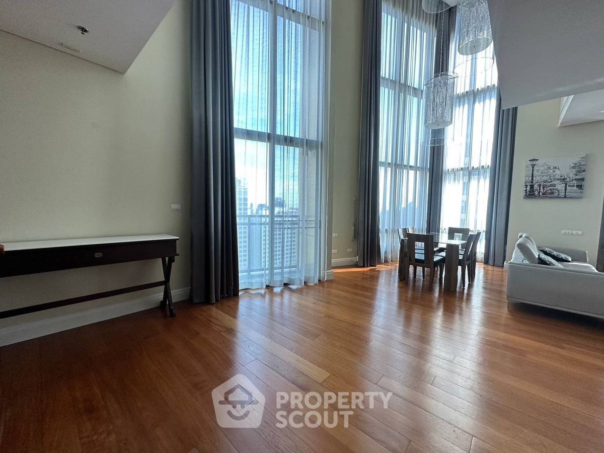 picture 3-BR Condo at Bright Sukhumvit 24 Condominium near BTS Phrom Phong (ID 2159196) - 25/28
