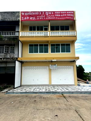 อาคารพาณิชย์ นครปฐม : ตึกแถวคู่2️⃣ห้อง ติดทางด่วนใหม่ M8️⃣1️⃣ แถววัดพะเนียงแตก  ตึกเด่นติดถนนใหญ่