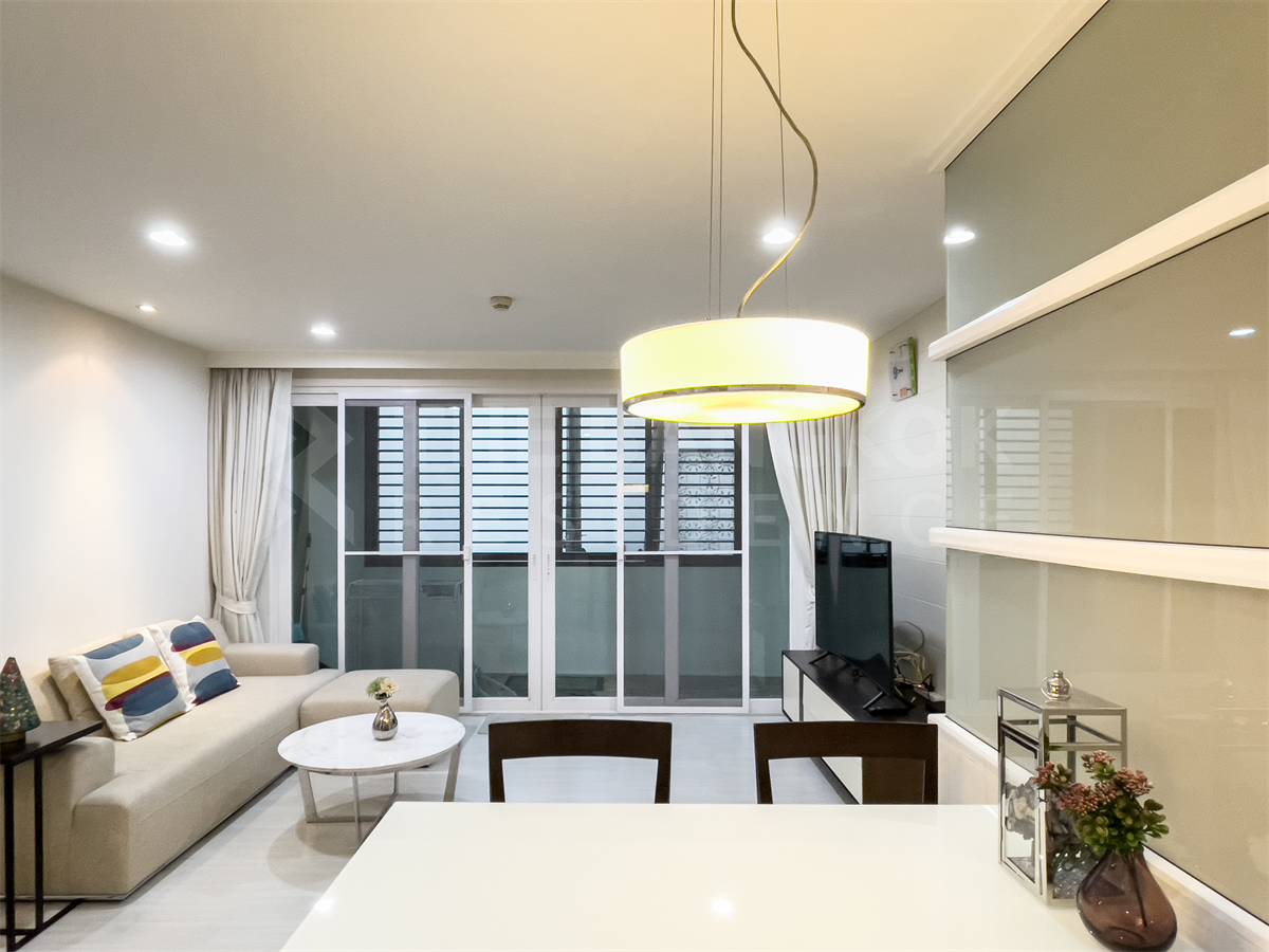 picture The Bangkok Sathorn-Taksin near BTS Krung Thonburi Luxury Unit, Ready for You Without the Wait - 6/10