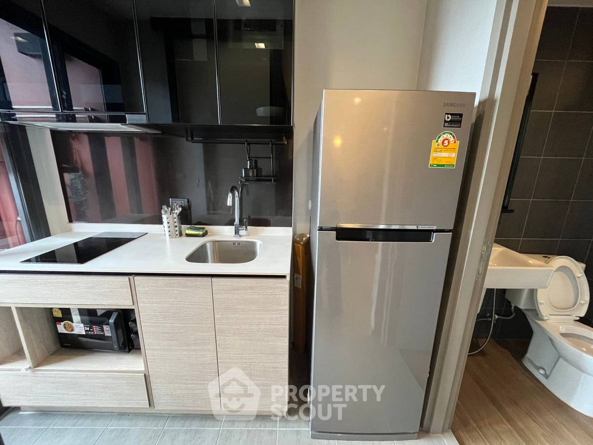 picture 1-BR Condo at The Base Garden Rama 9 near ARL Ramkhamhaeng (ID 2055239) - 5/12