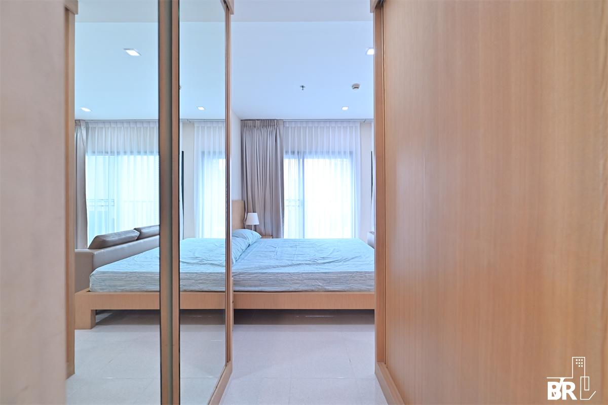 picture Noble Remix near BTS Thong Lo Ultimate Luxury Lifestyle with Convenience - 7/10