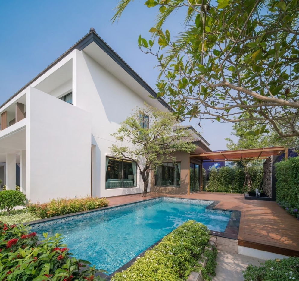 picture The Grand Lux Bangna–Suanluang | Private Pool | Pet Friendly - 2/19