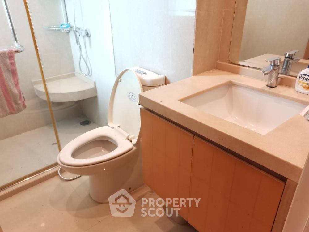 picture 2-BR Condo at Wind Ratchayothin near BTS Ratchayothin (ID 1361590) - 4/14