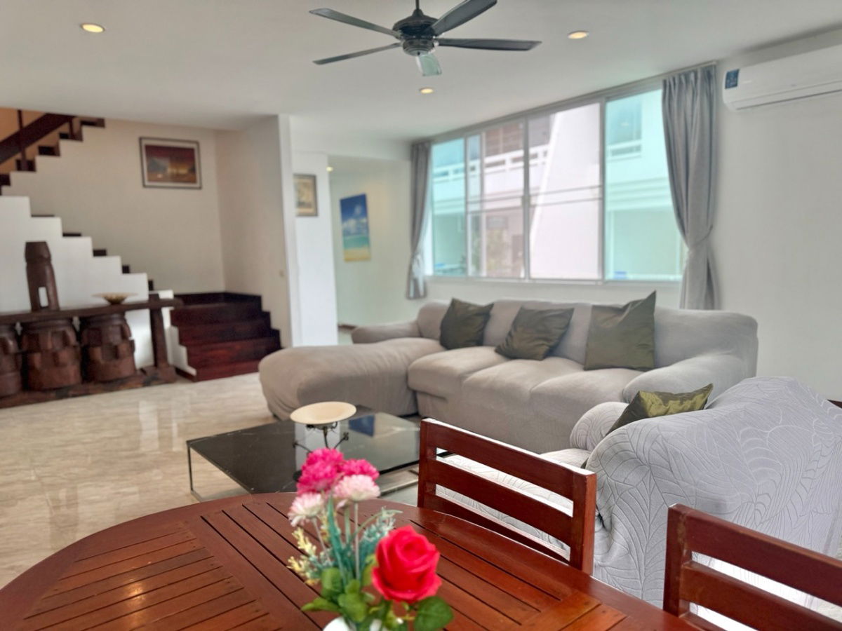 picture For rent Beach front Town house  - 30/33