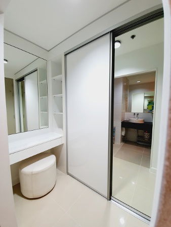 picture 🔔For rent🔔 Newly renovated corner unit on 19th floor, balcony facing north at Ideo Mix Sukhumvit 103 - 9/18