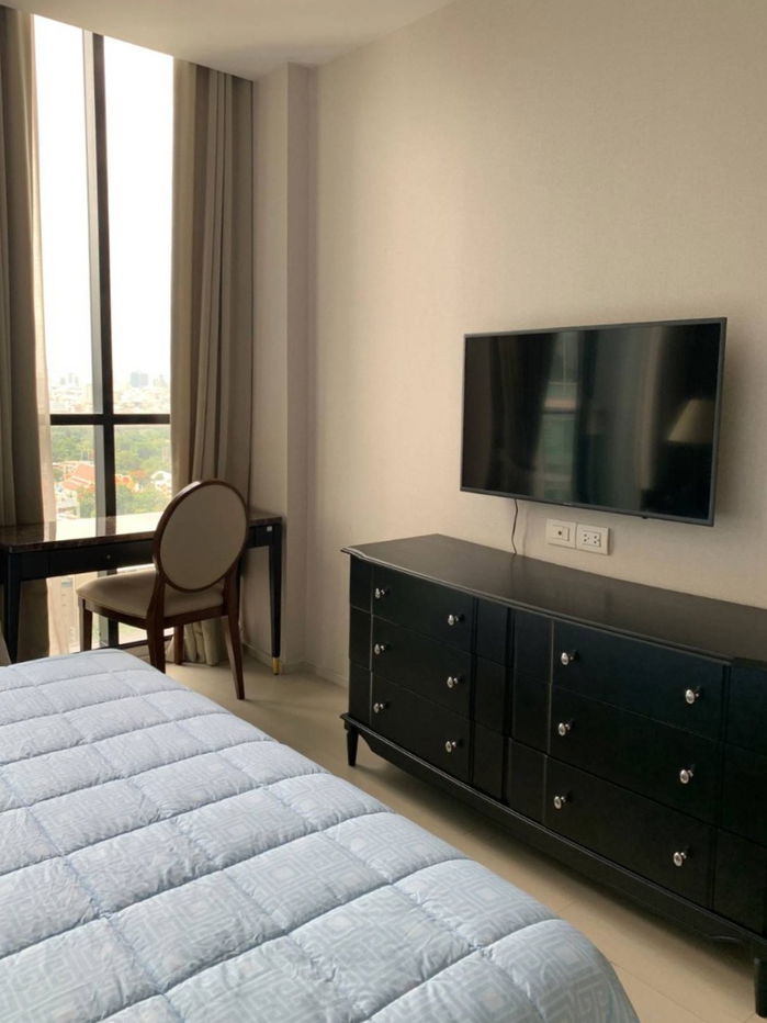 picture ● Prime Location ● Tower B, 20+ Floor | 2 Bedroom, 75.45 sq.m. | Condo skywalk connect to BTS ploenchit and Central Embassy. - 4/11