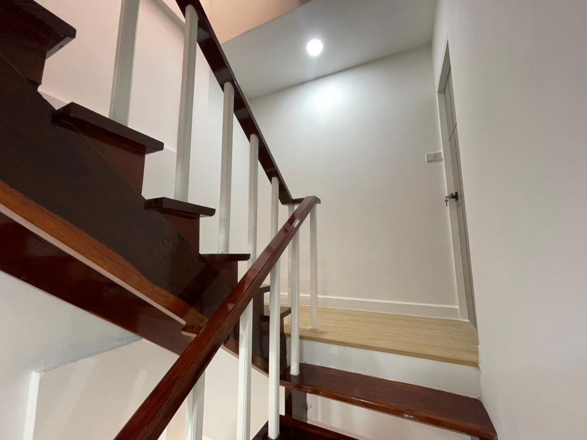 picture [For sale] Townhome, newly decorated, ready to move in! ✨ Good location, near BTS Samakkhi Station - 53/72
