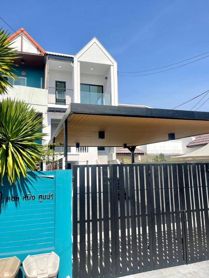picture [For sale] Townhome, newly decorated, ready to move in! ✨ Good location, near BTS Samakkhi Station - 5/72