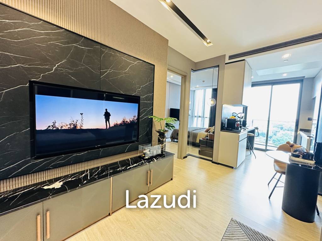 picture 1 Bed 1 Bath 43.71 SQ.M The Room Sukhumvit 38 - 7/10