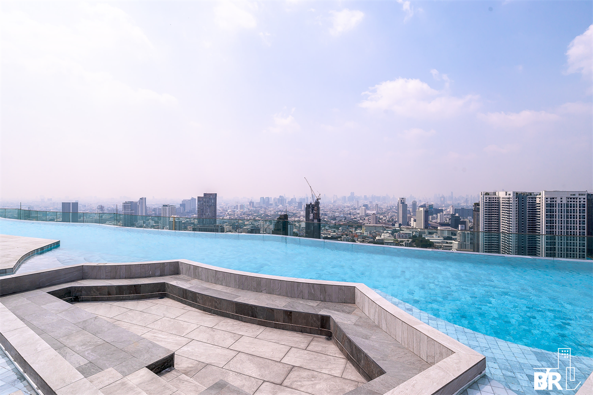 picture Luxuriously Elevated Unit Life Ladprao Valley near BTS Ha Yaek Lat Phrao - 3/9