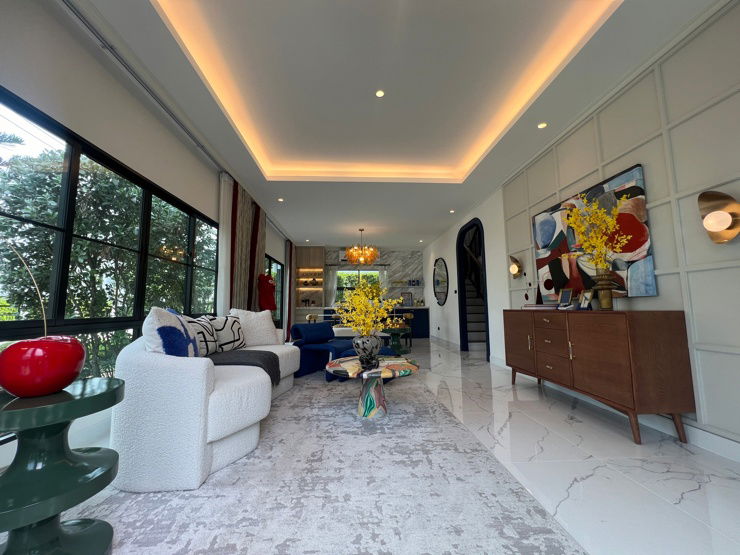 รูป ขายบ้านตัวอย่าง ตกแต่งพร้อมอยู่ แปลงมุมเป็นส่วนตัว ที่โครงการ เศรษฐสิริวัชรพล เทพรักษ์ - รูปที่ 2/15