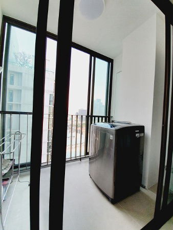 picture 🔔For rent🔔 Newly renovated corner unit on 19th floor, balcony facing north at Ideo Mix Sukhumvit 103 - 12/18