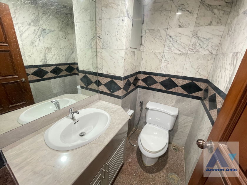 รูป 🔼🔽 AccomA 📩 Pet friendly 2 BR Condominium @Fifty Fifth Tower (AA15973) - รูปที่ 15/15