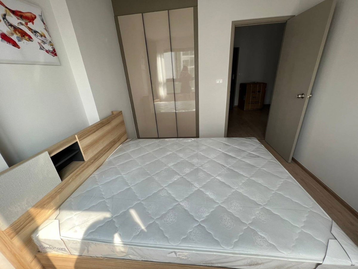 picture Condo For Rent!!Ideo Rama9 Asoke - 8/12