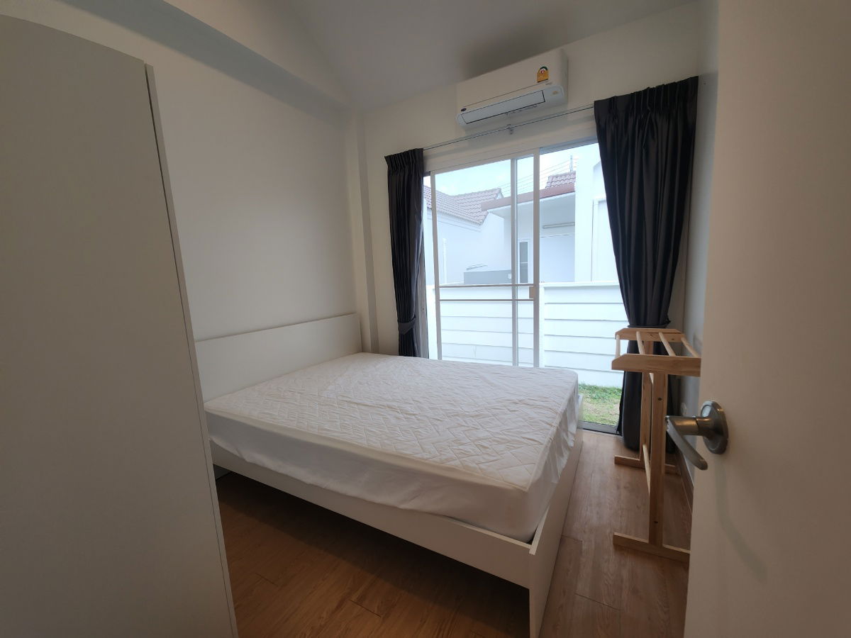 รูป บ้านเดี่ยวมินิมอล วิวเขา-ริมน้ำ • โครงการ ซีรีน คอร์ทยาร์ด ( Serene Courtyard ) แก่งคอย สระบุรี บ้านใหม่พร้อมอยู่ บรรยากาศรีสอร์ท - รูปที่ 15/22