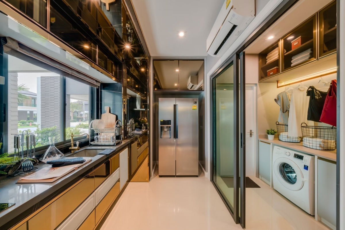 picture The Grand Lux Bangna–Suanluang | Private Pool | Pet Friendly - 9/19