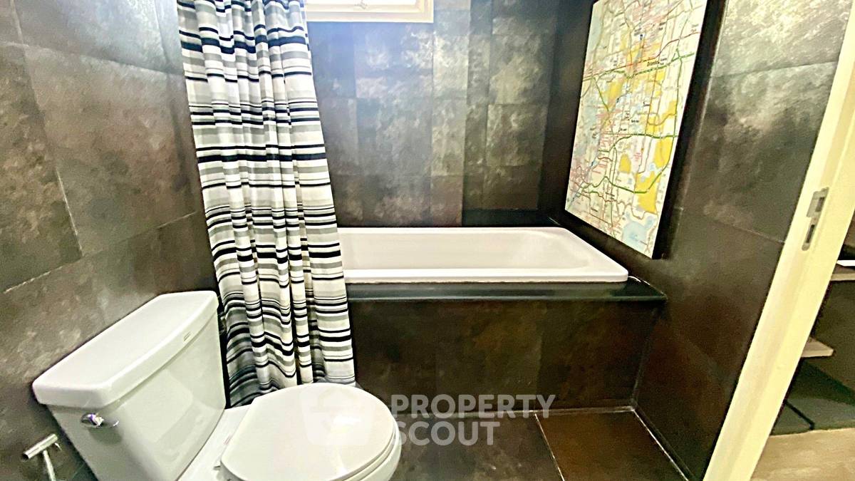 picture 2-BR Condo at Voque Sukhumvit 16 Condominium near MRT Queen Sirikit National Convention Centre (ID 2066357) - 6/10