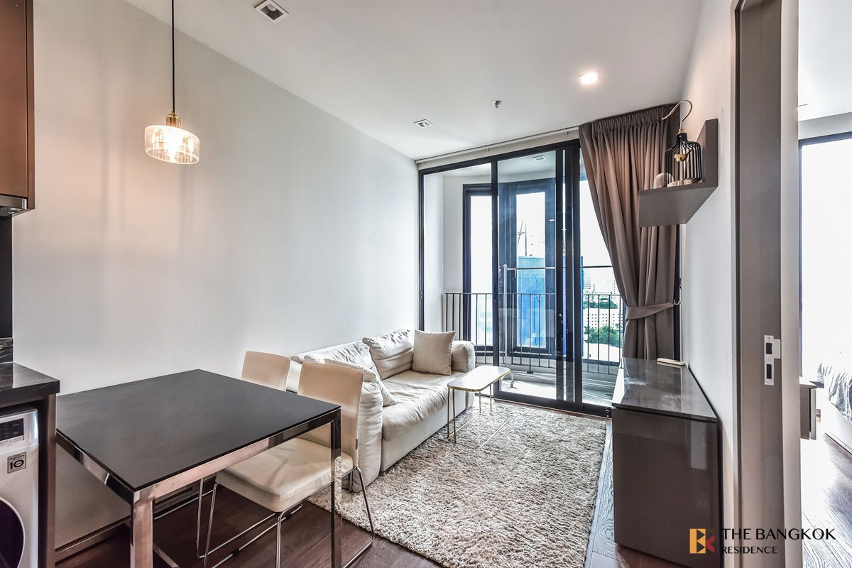 รูป ขายพร้อมผู้เช่า Ideo Q Victory 1B1B 35.68 sqm. เพียง 8.5 MB เท่านั้นตำแหน่งเดียวในชั้นที่เป็นสัดส่วน - รูปที่ 3/6
