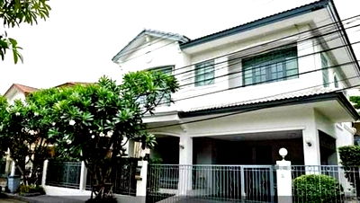 Houses for rent เทสโก้โลตัส ศรีนครินทร์ : Detached House For Rent Manthana Srinakarin (Sri Dan 22) Samut Prakan