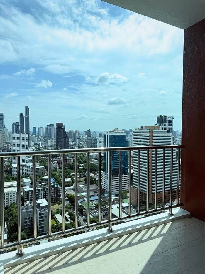 picture Room for sale Fullerton Sukhumvit  - 12/12