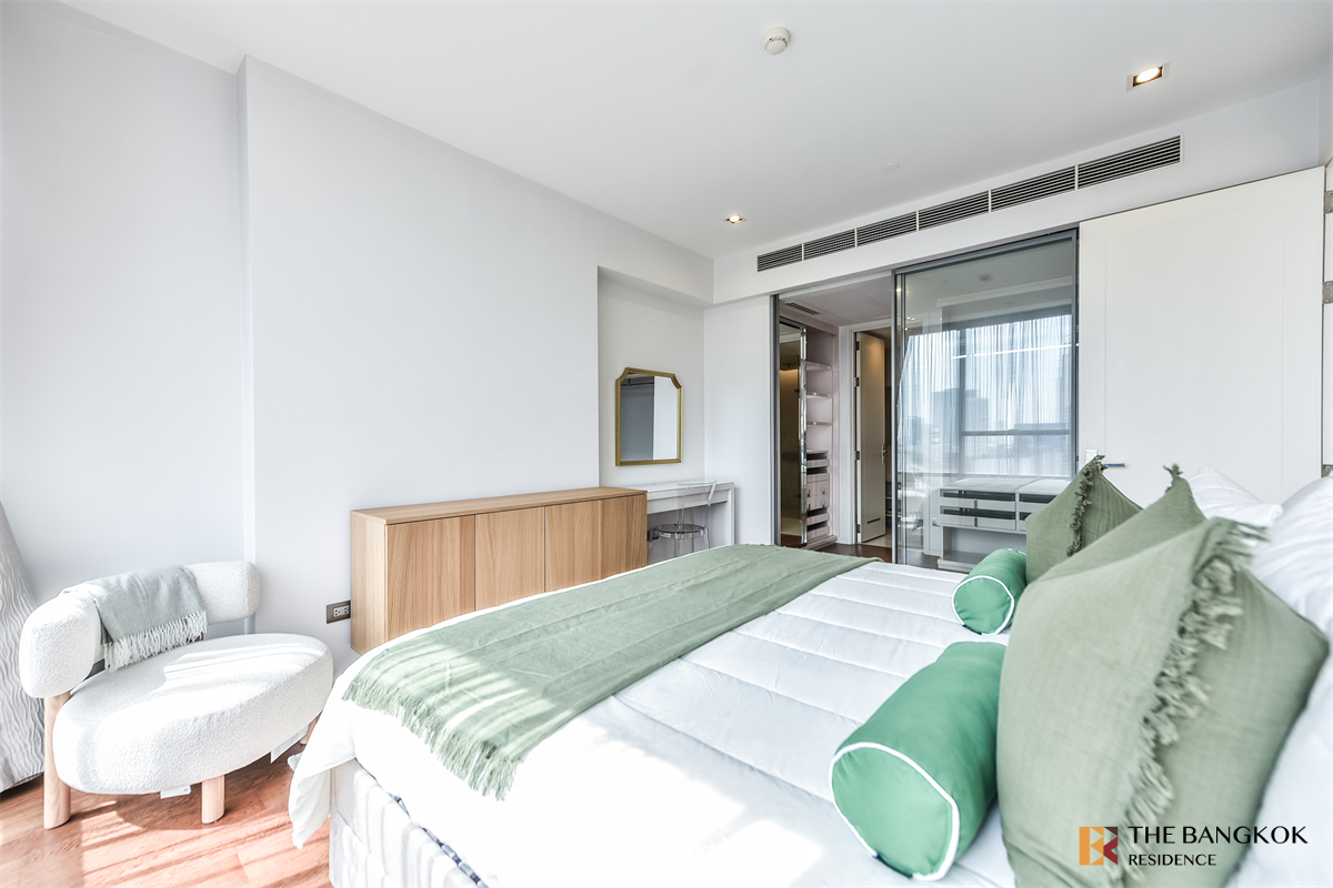 picture The Bangkok Sathorn near BTS Surasak Luxury Unit, Ready for You Without the Wait - 10/10
