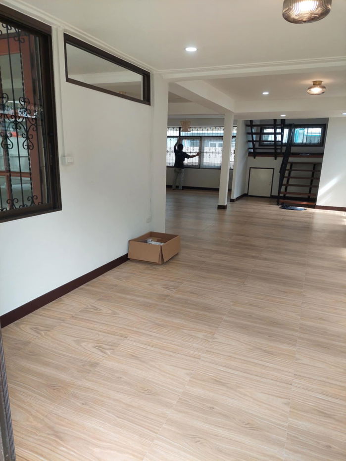 รูป [เช่า] บ้านเดี่ยว/โฮมออฟฟิศ โซนรามคำแหง – ขนาดใหญ่ 143 ตร.ว. จดทะเบียนบริษัทได้ - รูปที่ 7/20
