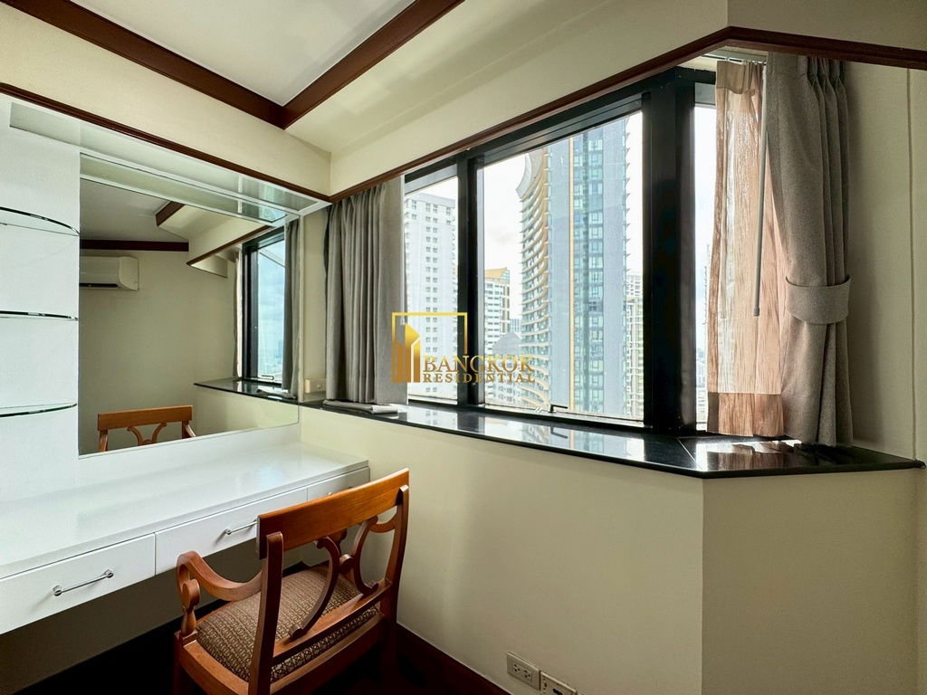 รูป President Park - Very Spacious 3 Bed Condo in Phrom Phong - BR18219CD - รูปที่ 28/43