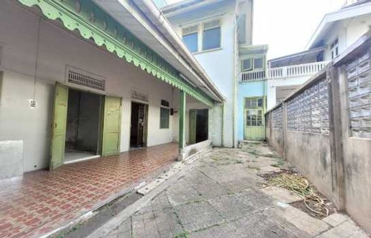 ให้ เช่า บ้านหรูทรงไทยประยุกต์ Green Wooden House 478 ตรม 111 ตรว ใกล้ BRT สาทร