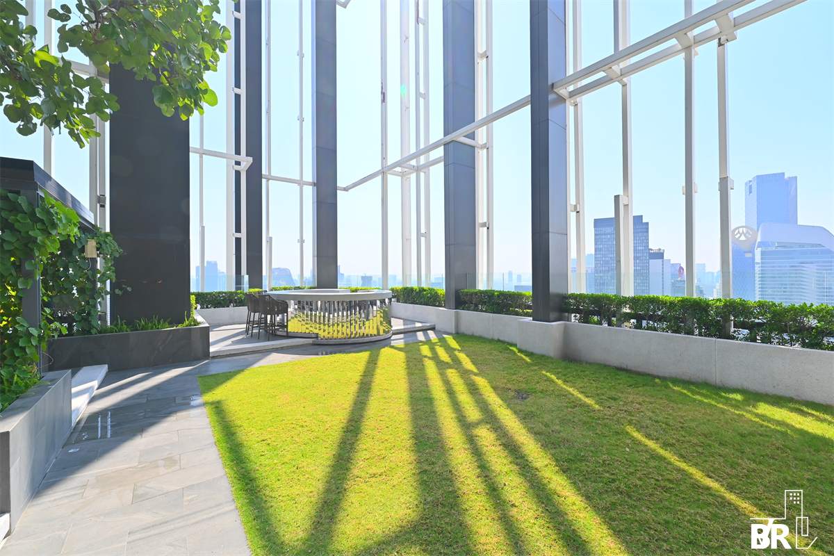picture Life One Wireless  Luxury Unit, Ready for You Without the Wait - 2/9