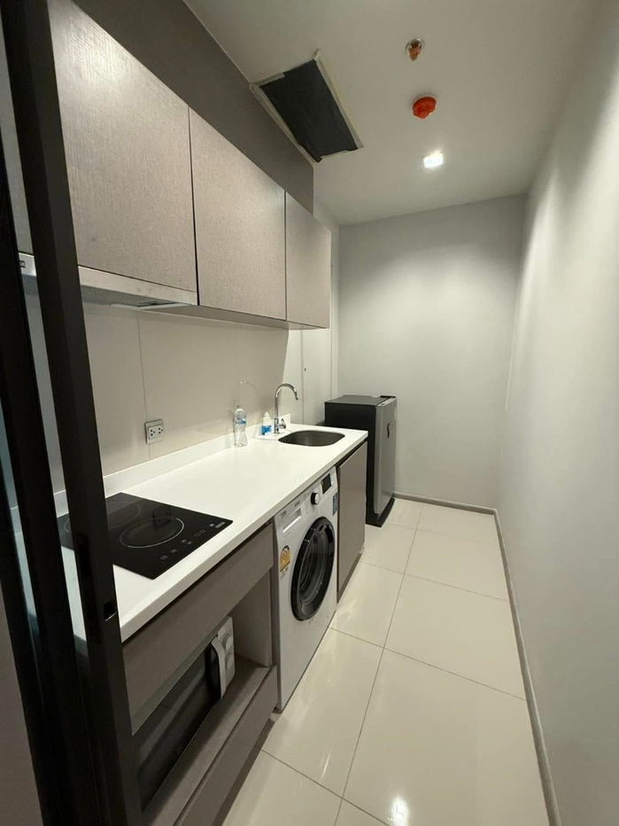 picture Code: KJ7659  for rent Life Asoke - Rama 9 // Line ID: @kjcondo (with @) // - 3/4