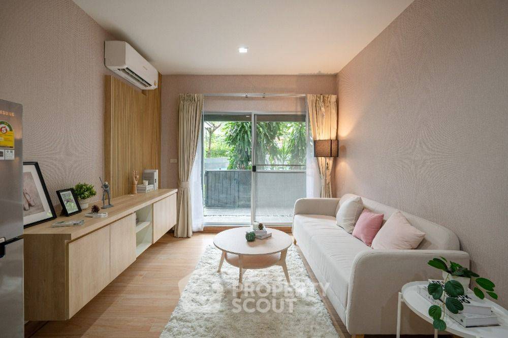 picture 2-BR Condo at The Seed Musee Sukhumvit 26 near BTS Phrom Phong (ID 1573887) - 9/44