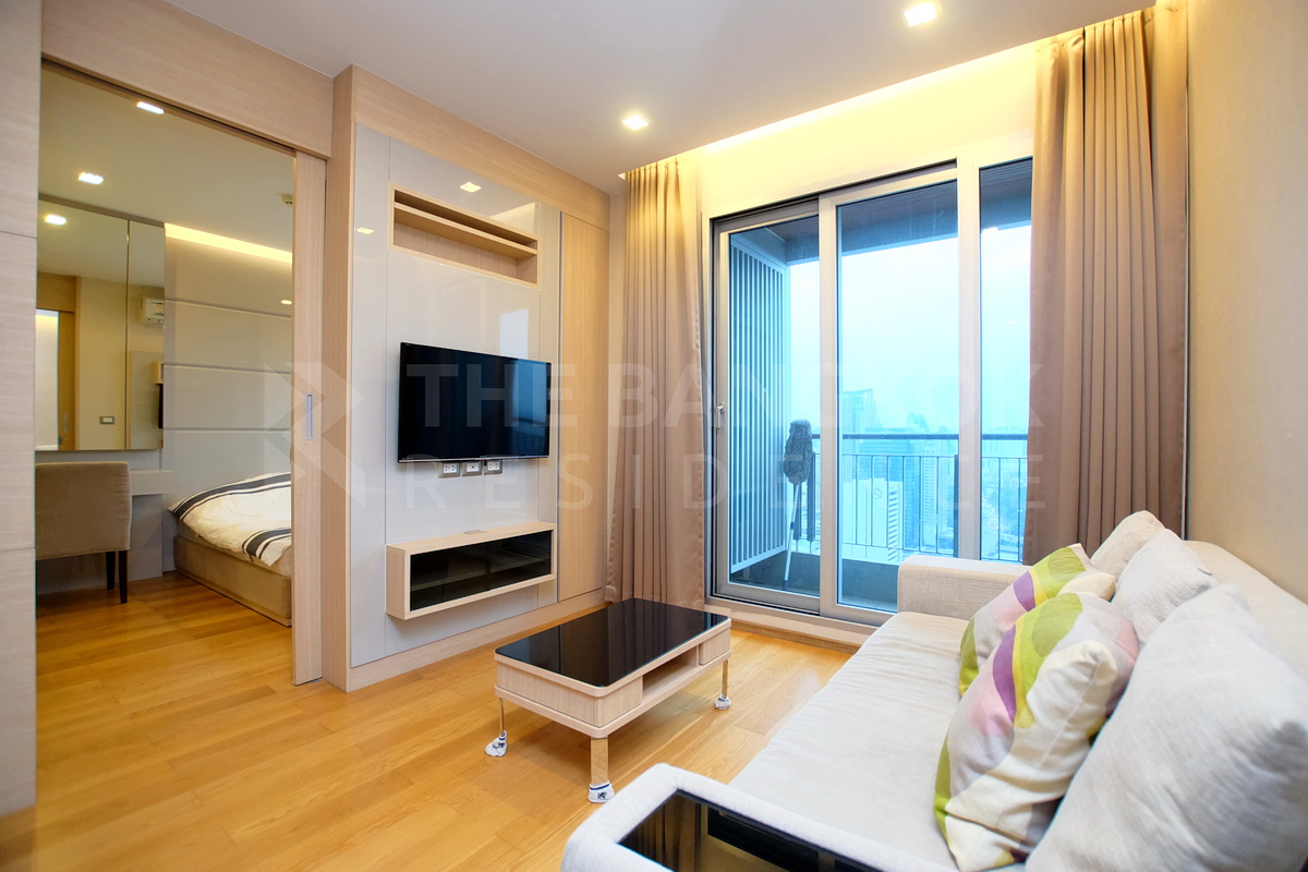 picture Luxury Condo in Central City Location The Address Asoke near MRT Phetchaburi Station - 2/10