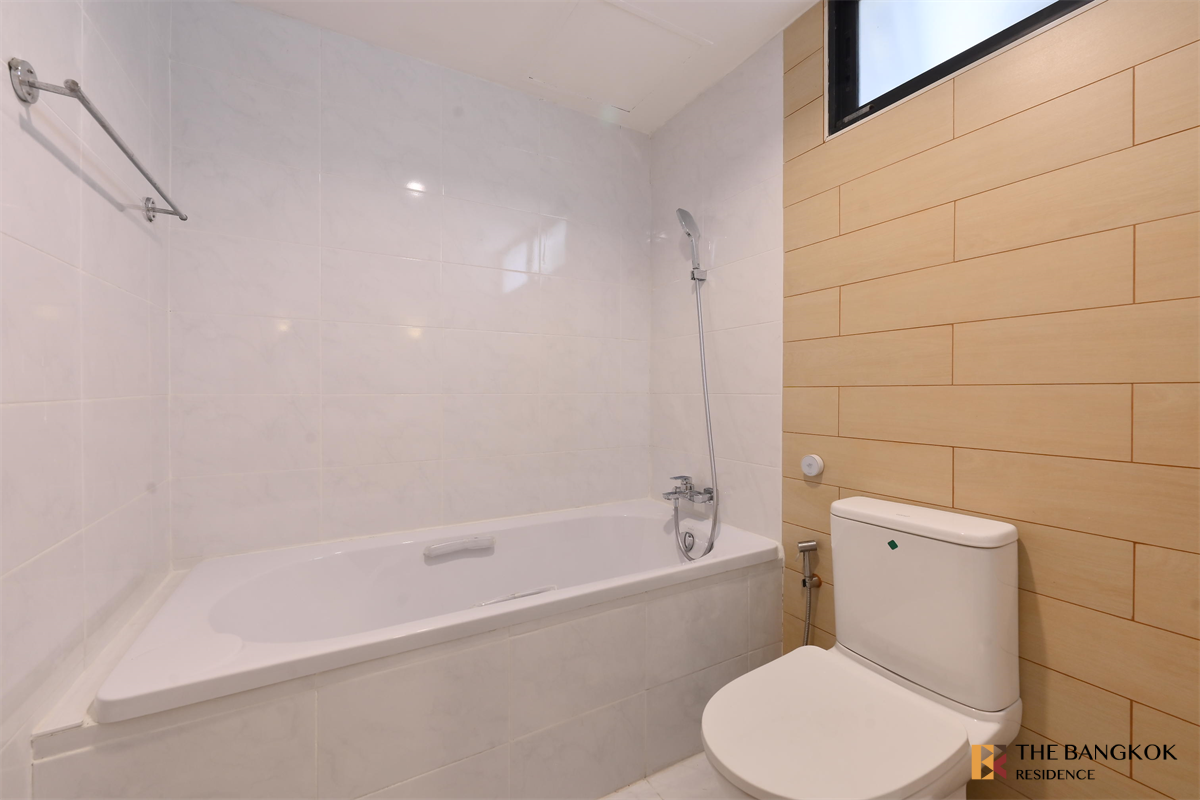 รูป บ้านสวนเพชร ใกล้ BTS สถานีพร้อมพงษ์ คอนโด Luxury พร้อมอยู่บนทำเลที่ดีที่สุด - รูปที่ 3/10