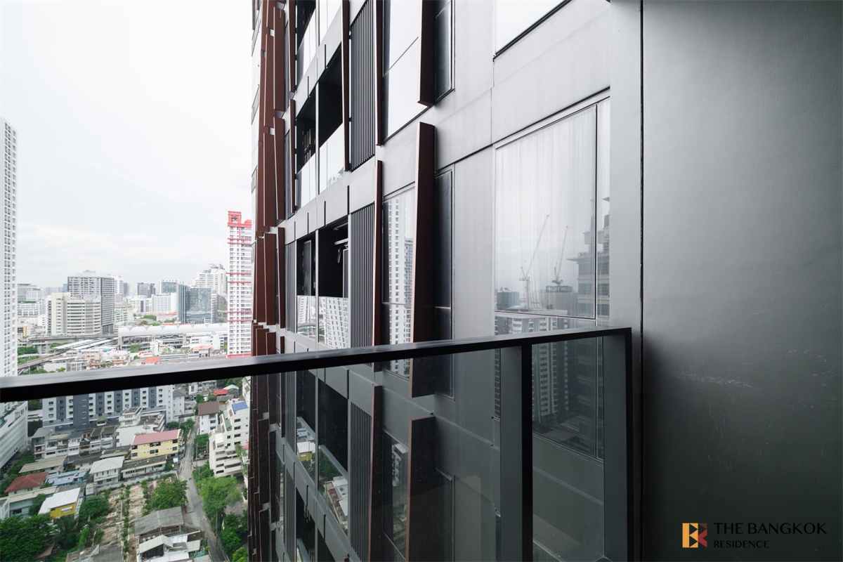 picture The Line Ratchathewi near BTS Ratchathewi Live the Luxury Style in a High-potential Location - 5/10