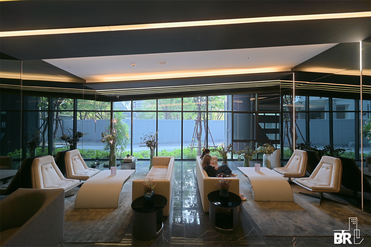 picture Luxury Unit, Ready for You Without the Wait Ideo Mobi Asoke near MRT Phetchaburi Station - 5/9