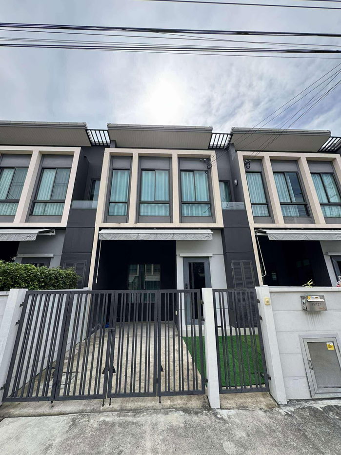 รูป ให้เช่า ทาวน์โฮม Pleno สุขุมวิท–บางนา บ้านสวยพร้อมอยู่ เฟอร์ฯ และเครื่องใช้ไฟฟ้าครบ - รูปที่ 1/14