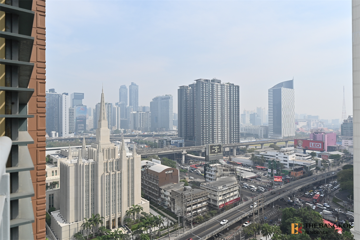 picture Villa Asoke near MRT Phetchaburi Station Ready-to-move-in Condo at an Amazing Price!! - 10/10