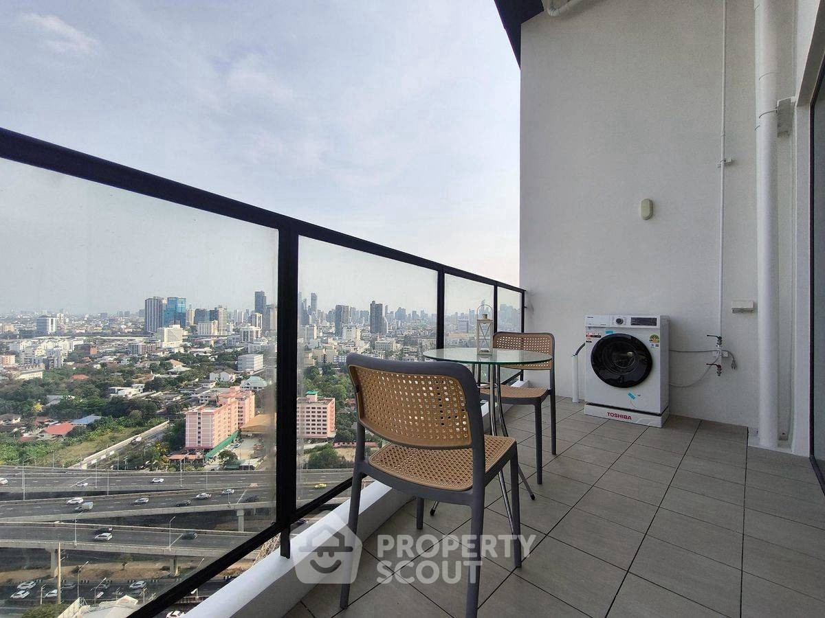 รูป คอนโด 2-ห้องนอน ที่ แลนด์มาร์ค แอทเอ็มอาร์ทีเอ สเตชั่น ใน บางกะปิ (ID 2205718) - รูปที่ 17/18