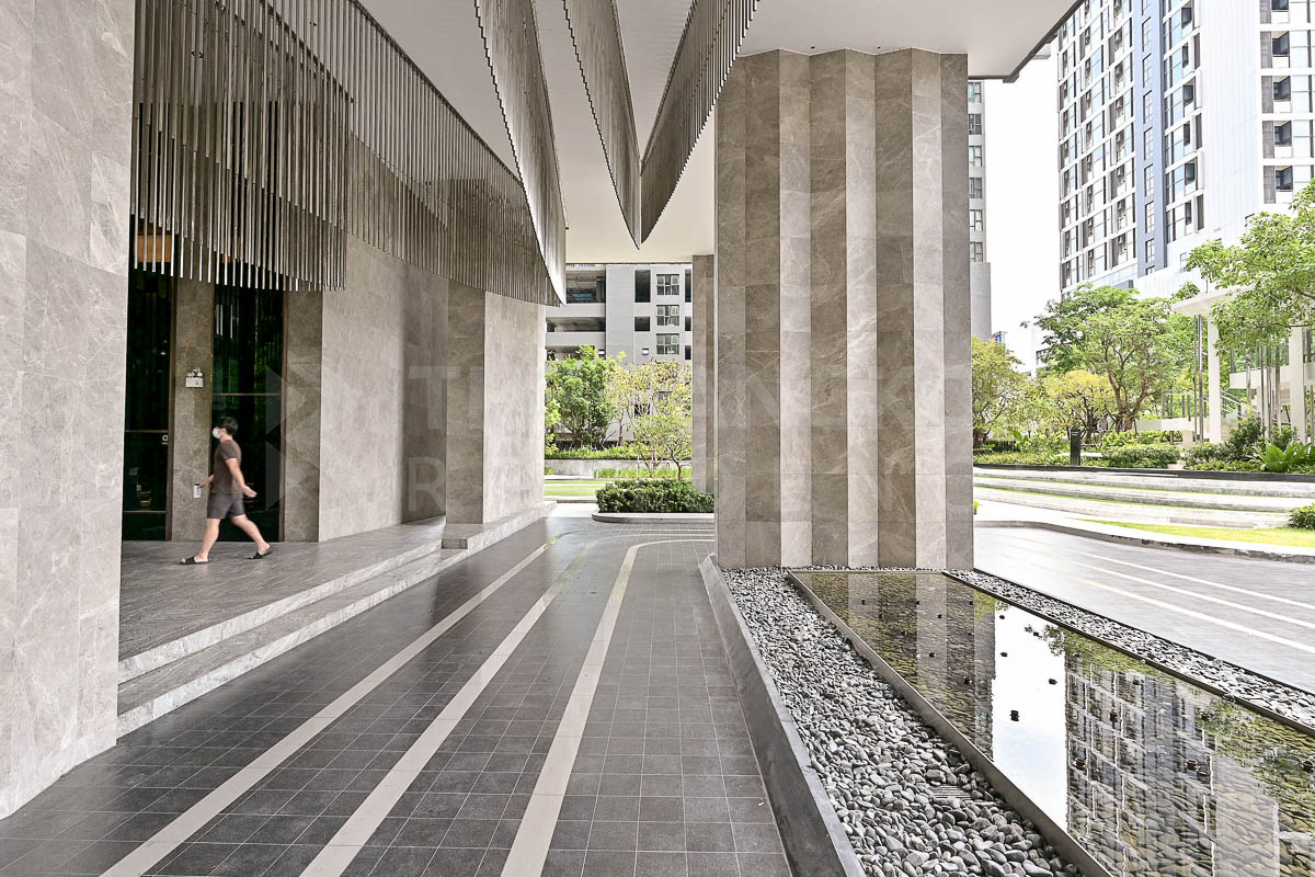 รูป คอนโด Luxury สุดพรีเมียมทำเลทอง ไลฟ์ อโศก-พระราม 9 ใกล้ MRT สถานีพระราม 9 - รูปที่ 2/9