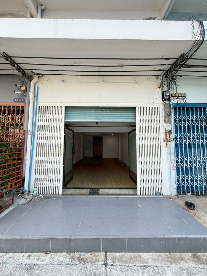 รูป 📢📣 ให้เช่า! อาคารพาณิชย์ 3 ชั้น ทำเลทองย่านจันทน์ – สาทร 🚪 เหมาะสำหรับ: เปิดร้านอาหาร คาเฟ่ โชว์รูม ออฟฟิศ หรืออยู่อาศัย - รูปที่ 18/20