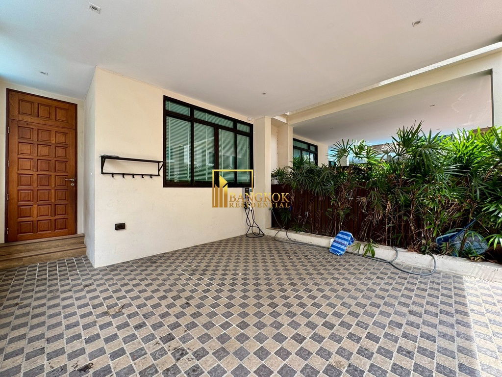 รูป EM Villa - 3 Storey 4 Bedroom House With Pool in Phrom Phong - BR7508SH - รูปที่ 2/60
