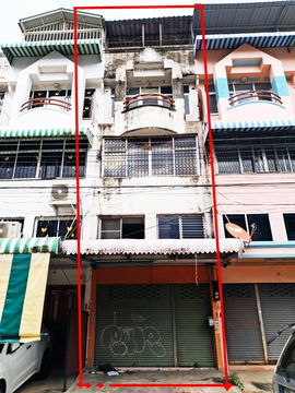 Townhouse 3-storey for sale at Pongsirichai 2 Village Petchkasaem