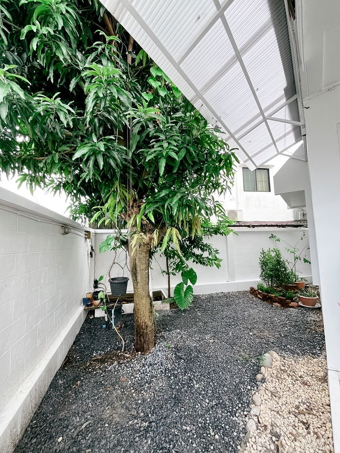picture House for Rent – Corner Unit at Tharnthong Village - 34/34