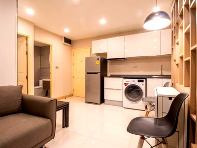 Condos for sale : Condo for Sale: The ACE Ekamai  Size: 32 sq.m. | 2nd Floor | Corner unit
